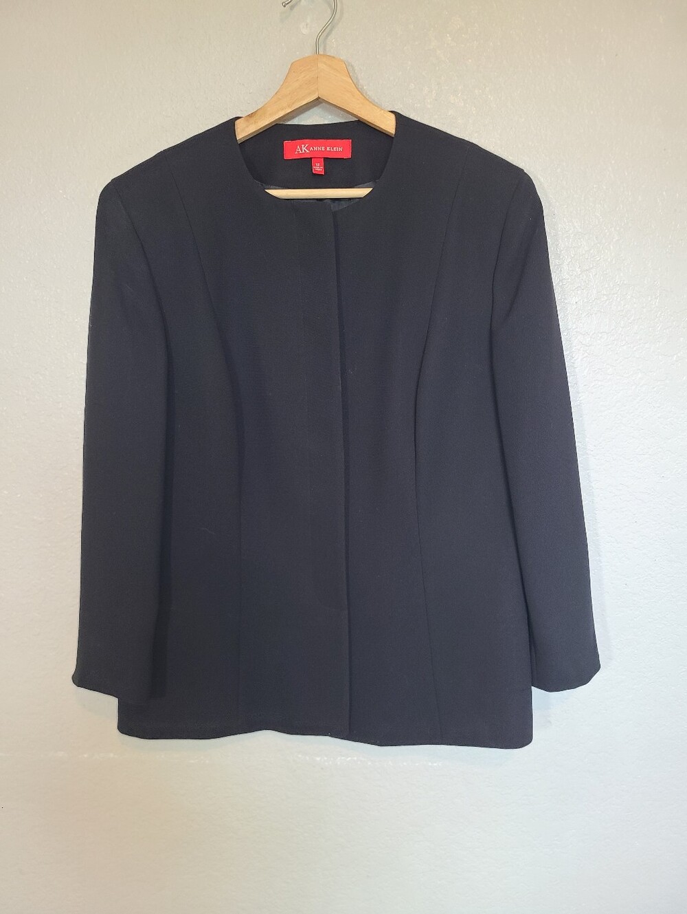 Anne Klein Black Collarless Tailored Blazer Jacket Size 12 Minimalist Sleek - Picture 2 of 6
